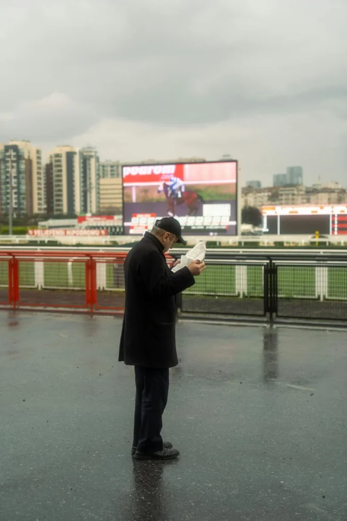 How to Spot Late Market Moves and What They Mean for Bettors